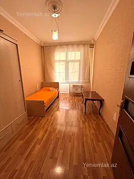Satılır 3 otaqlı yeni tikili 110 m²