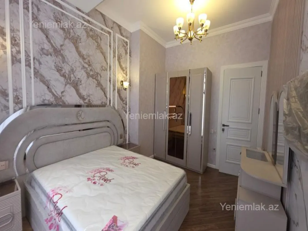 Satılır 3 otaqlı yeni tikili 98 m²