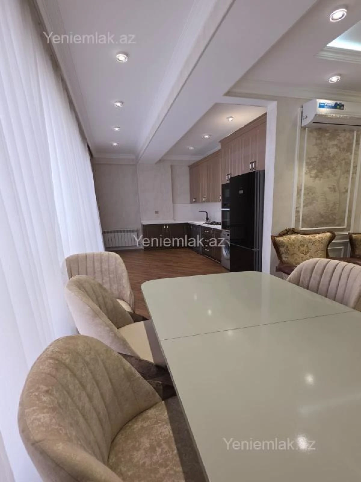 Satılır 3 otaqlı yeni tikili 98 m²