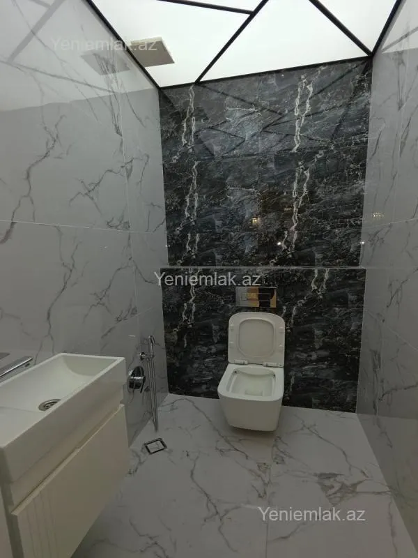 Satılır 3 otaqlı yeni tikili 98 m²