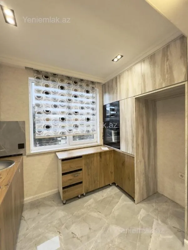 Satılır 2 otaqlı köhnə tikili 50 m²