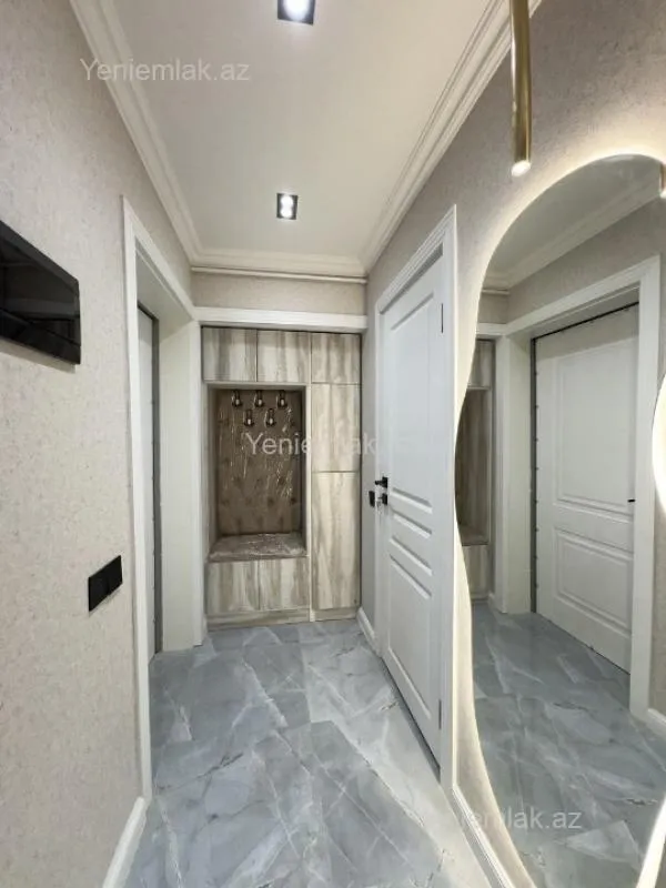 Satılır 2 otaqlı köhnə tikili 50 m²