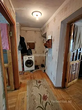 Satılır 2 otaqlı köhnə tikili 50 m²