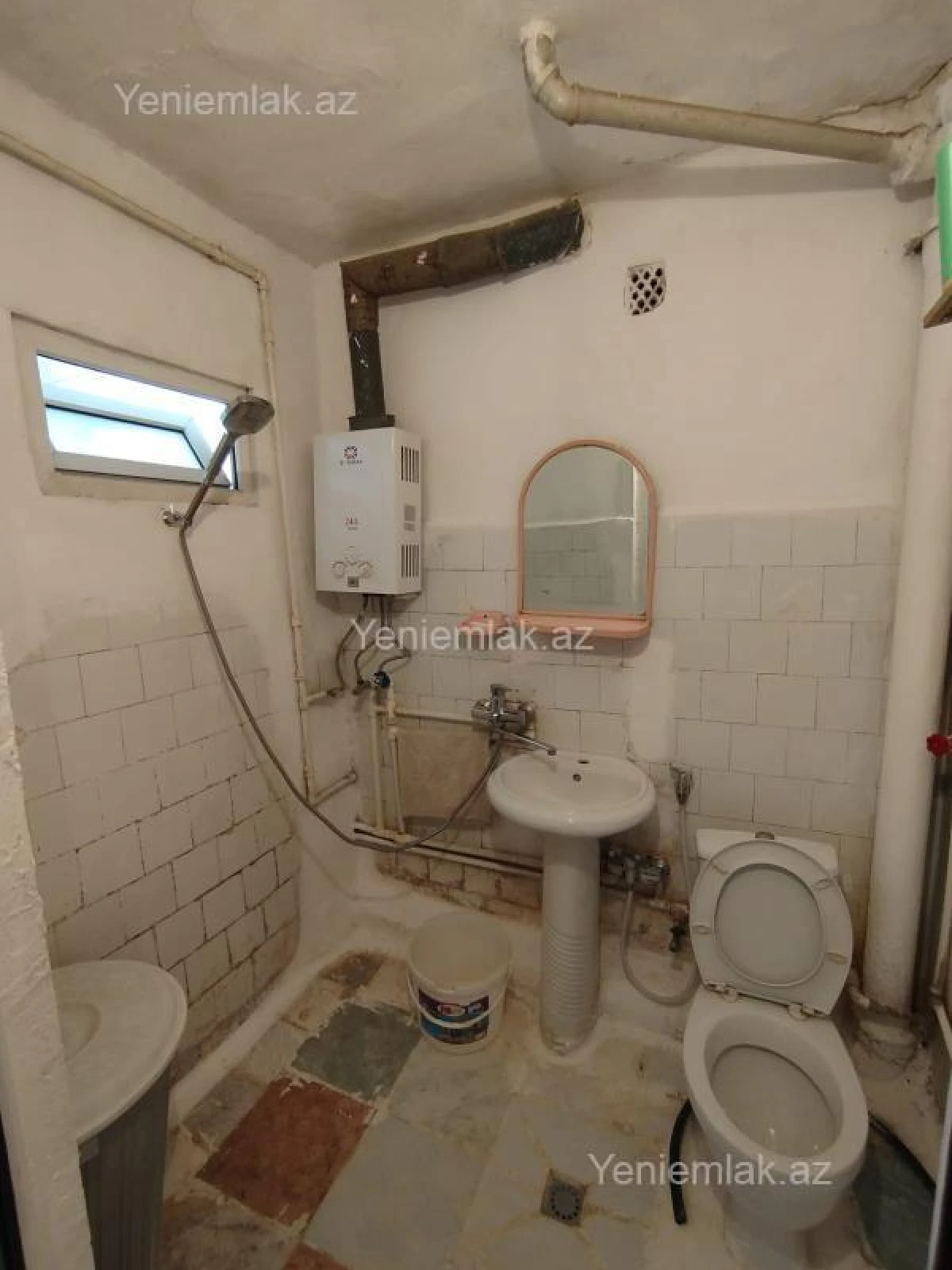 Satılır 2 otaqlı köhnə tikili 50 m²