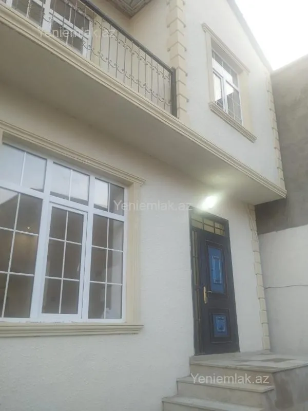 Satılır 4 otaqlı həyət evi 130 m²