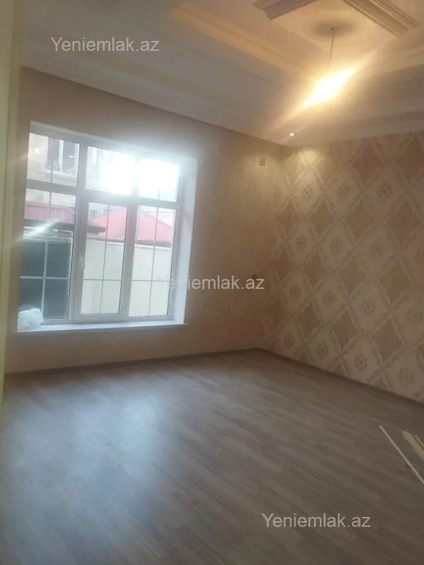 Satılır 4 otaqlı həyət evi 130 m²