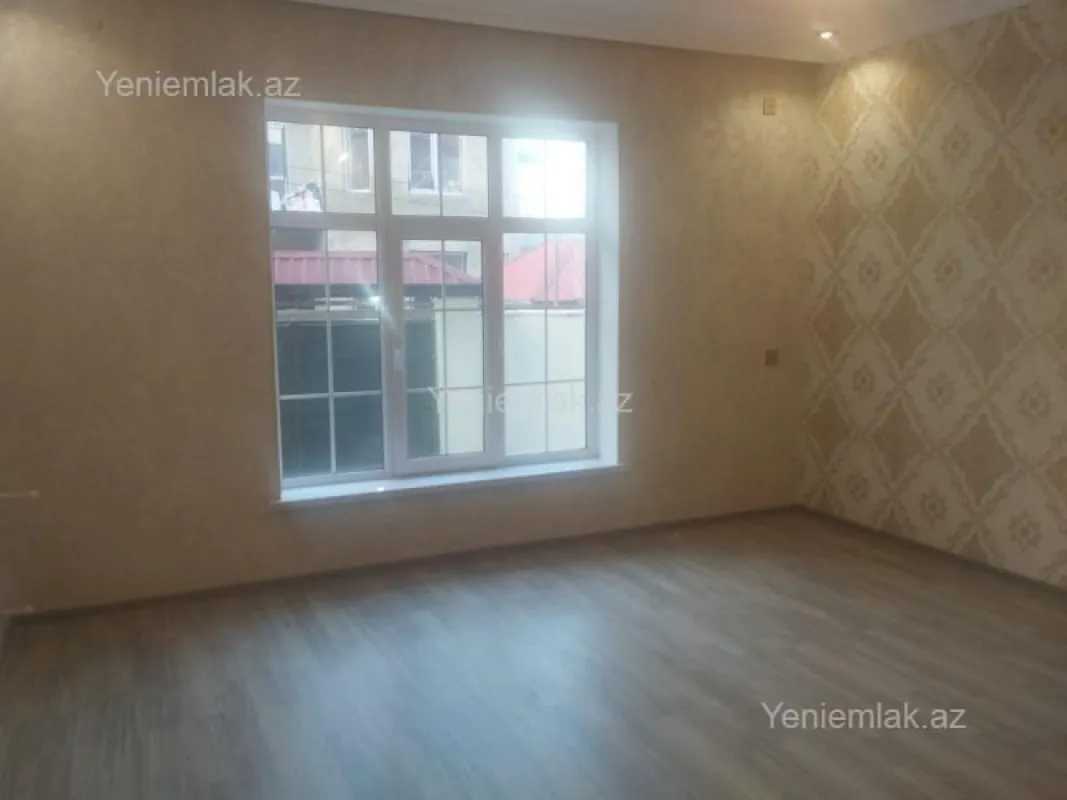 Satılır 4 otaqlı həyət evi 130 m²