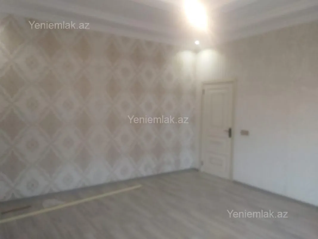 Satılır 4 otaqlı həyət evi 130 m²