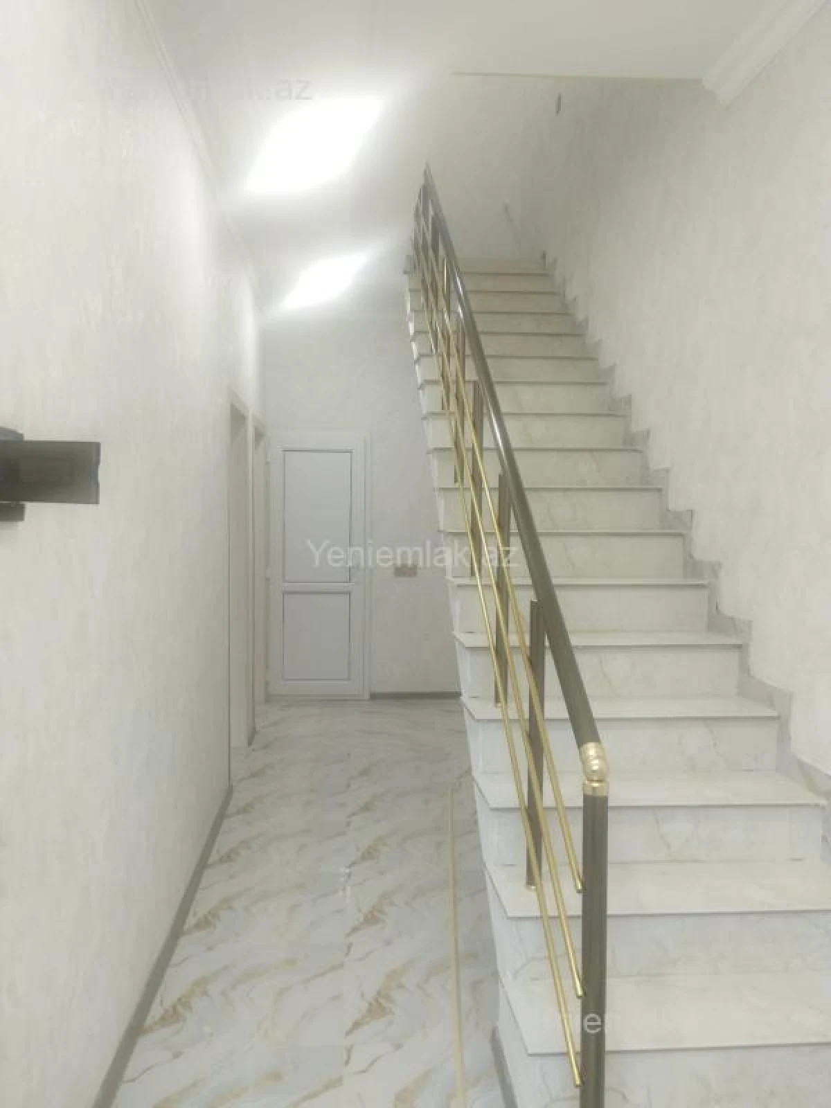 Satılır 4 otaqlı həyət evi 130 m²