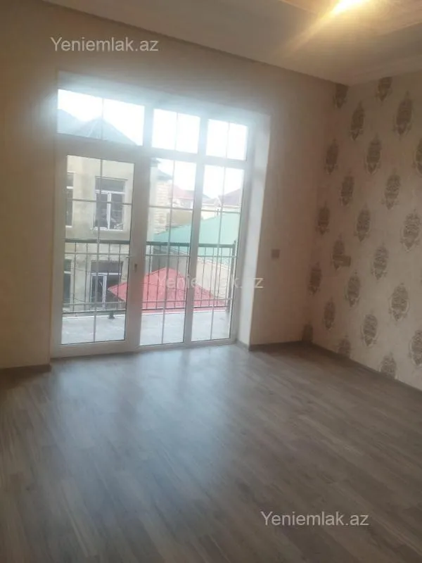 Satılır 4 otaqlı həyət evi 130 m²