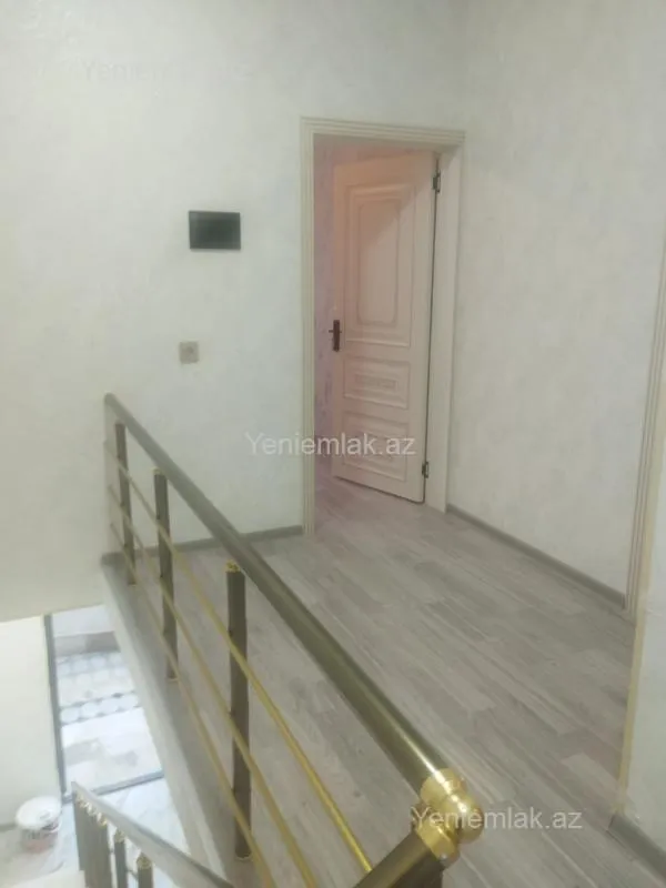 Satılır 4 otaqlı həyət evi 130 m²
