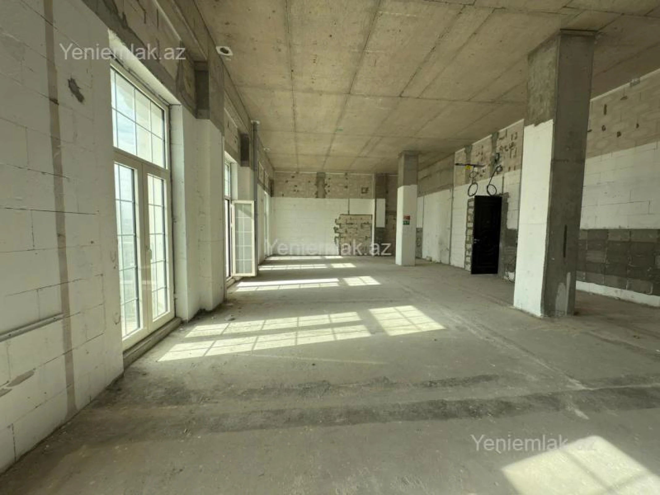 Satılır 4 otaqlı yeni tikili 184 m²