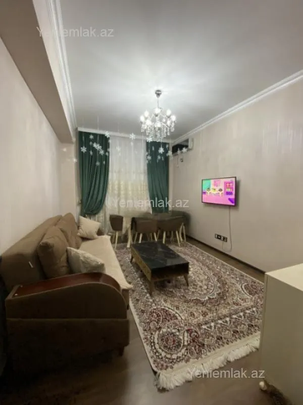 Satılır 3 otaqlı yeni tikili 75 m²