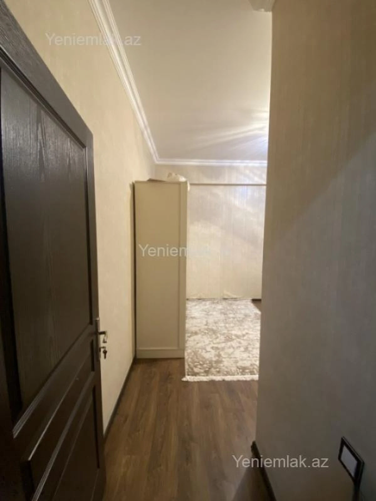 Satılır 3 otaqlı yeni tikili 75 m²