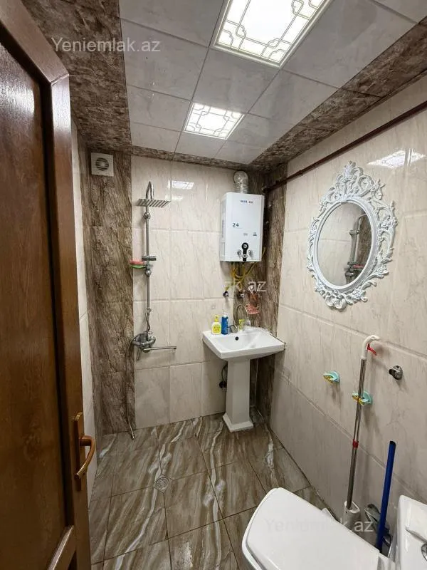 Satılır 2 otaqlı köhnə tikili 46 m²