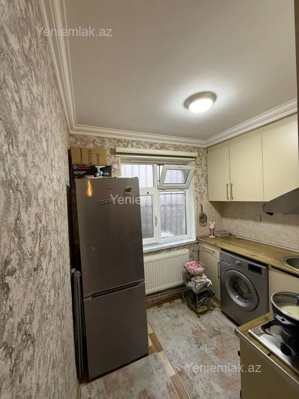 Satılır 2 otaqlı köhnə tikili 46 m²