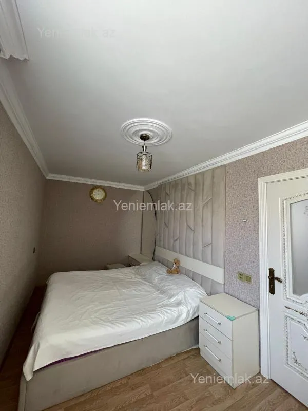 Satılır 2 otaqlı köhnə tikili 46 m²