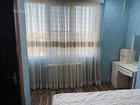 Satılır 2 otaqlı köhnə tikili 40 m²