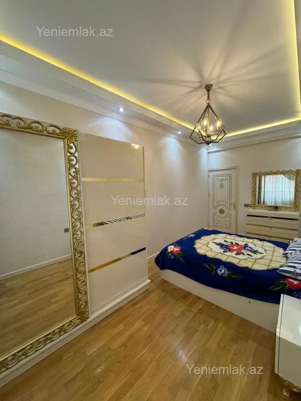 Satılır 5 otaqlı yeni tikili 213 m²