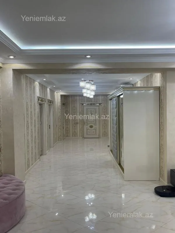 Satılır 5 otaqlı yeni tikili 213 m²