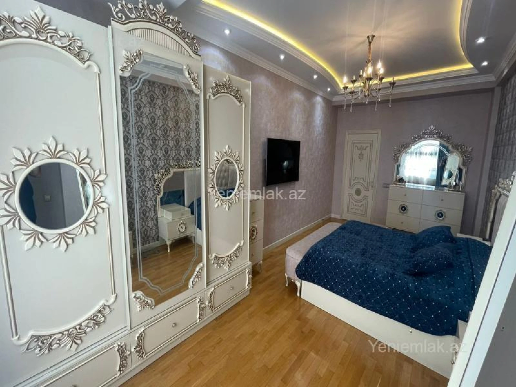 Satılır 5 otaqlı yeni tikili 213 m²