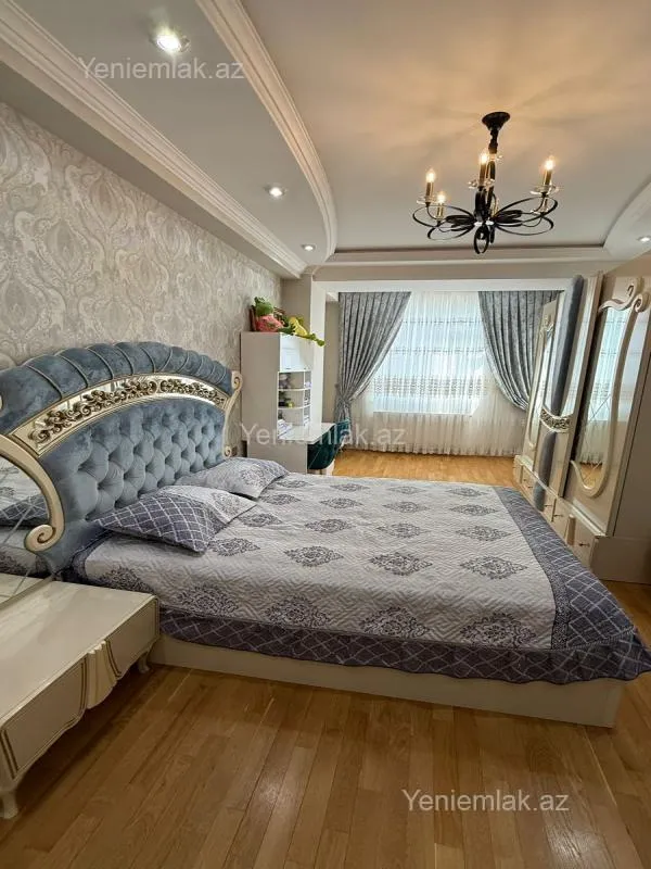 Satılır 5 otaqlı yeni tikili 213 m²