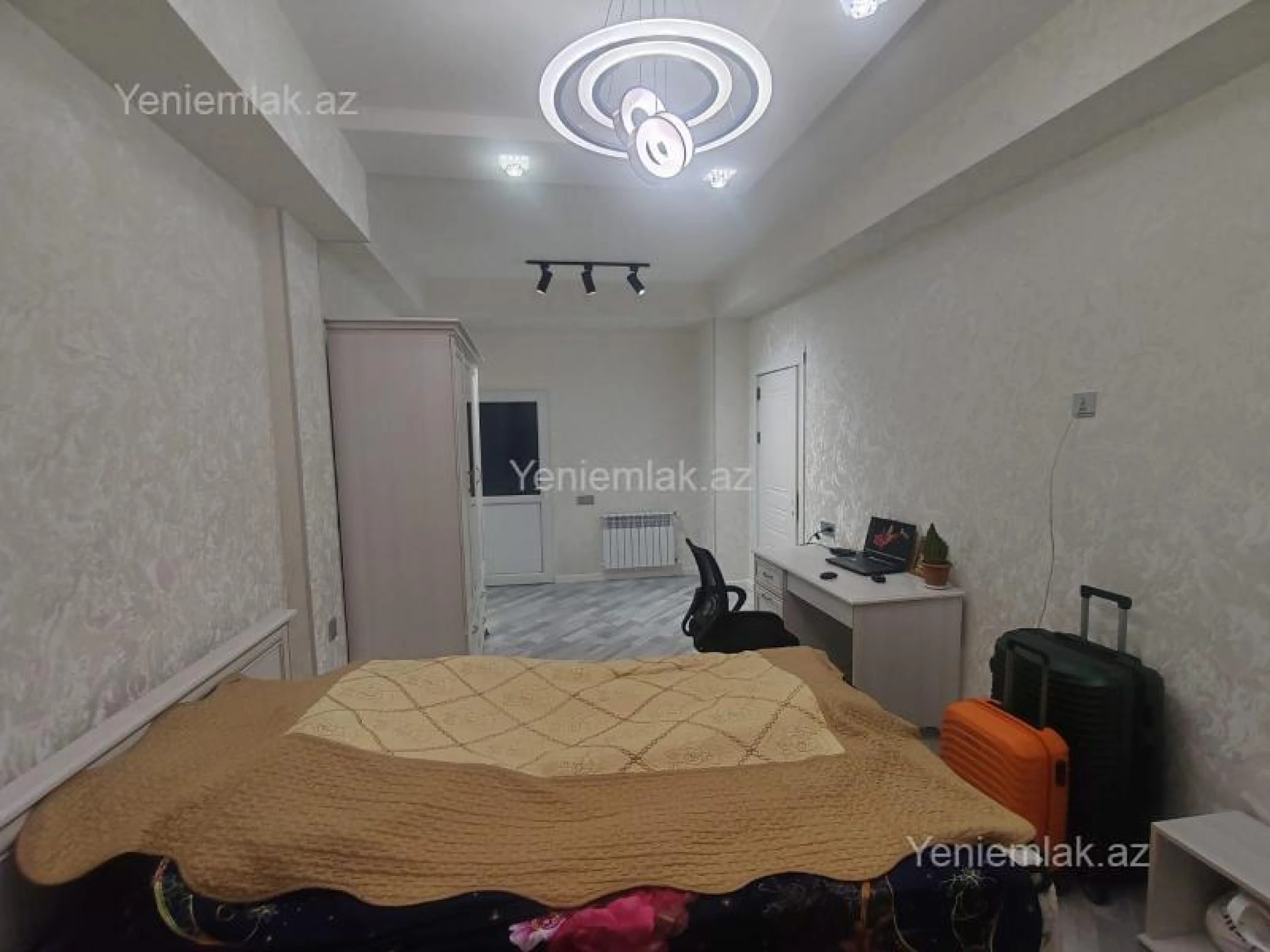 Satılır 4 otaqlı yeni tikili 165 m²