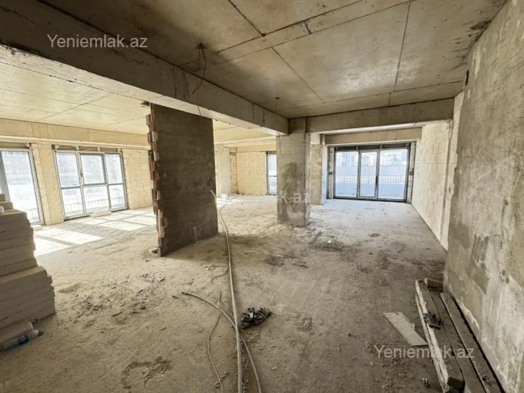 Satılır 3 otaqlı yeni tikili 127.8 m²