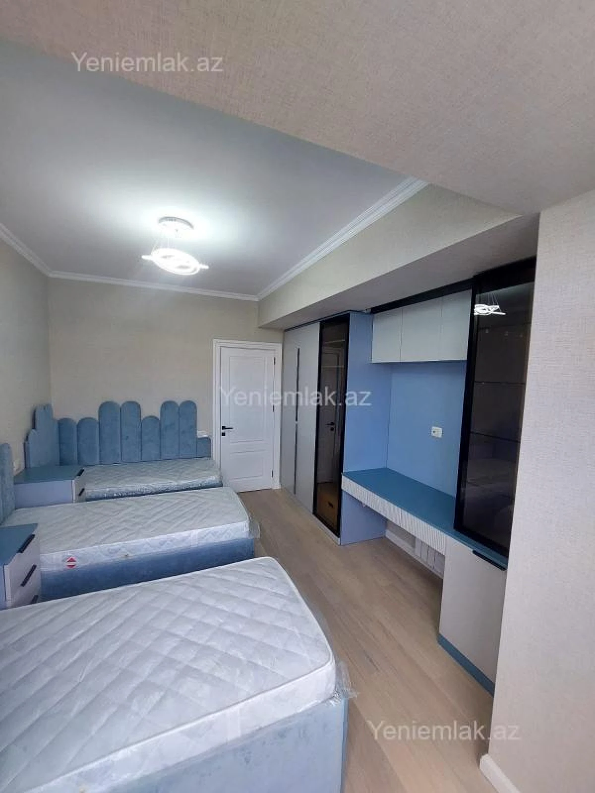 Satılır 3 otaqlı yeni tikili 85 m²