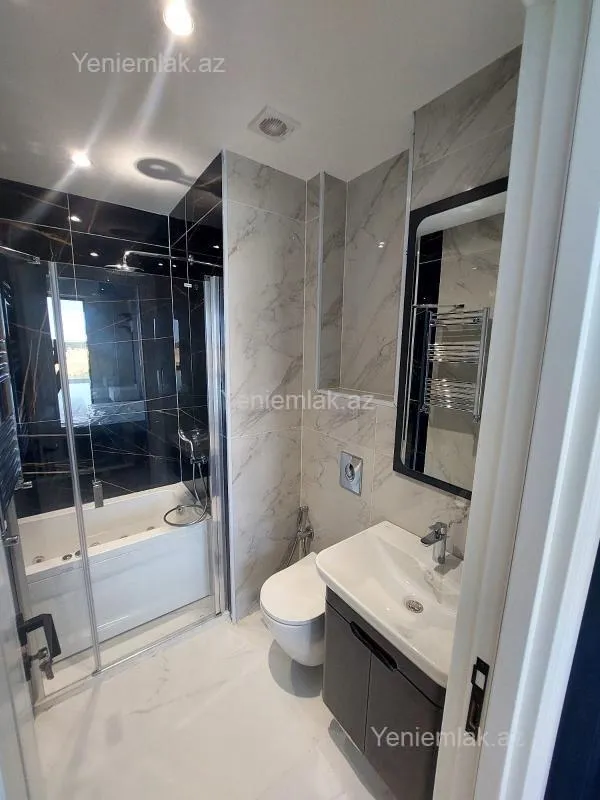 Satılır 3 otaqlı yeni tikili 85 m²