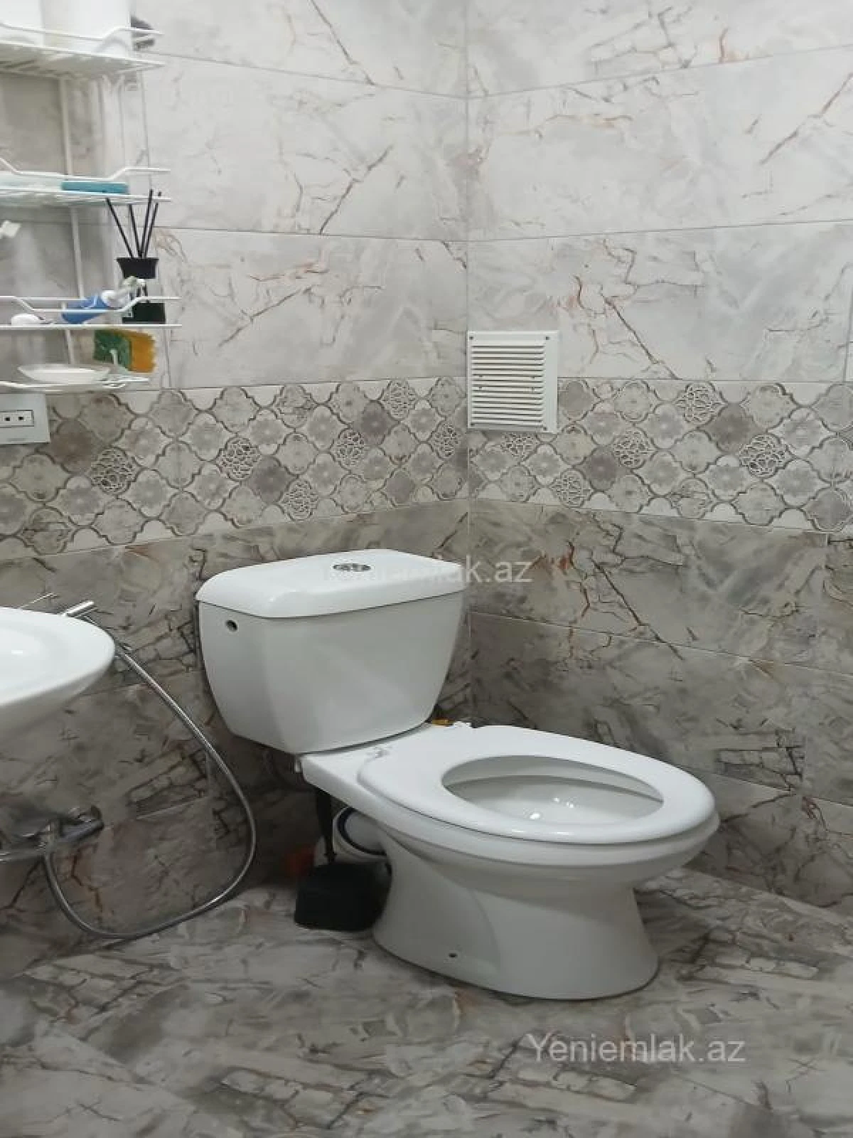 Satılır 4 otaqlı yeni tikili 120 m²