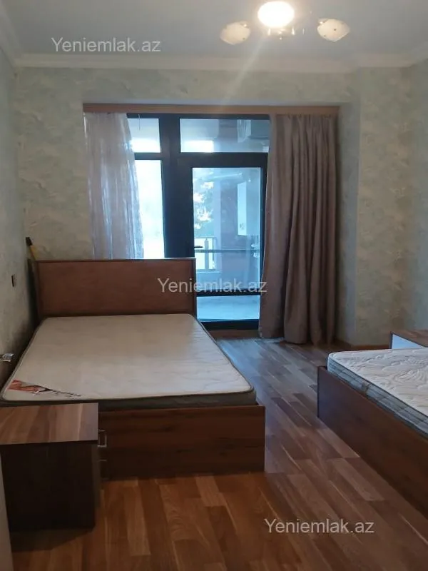 Satılır 4 otaqlı yeni tikili 120 m²