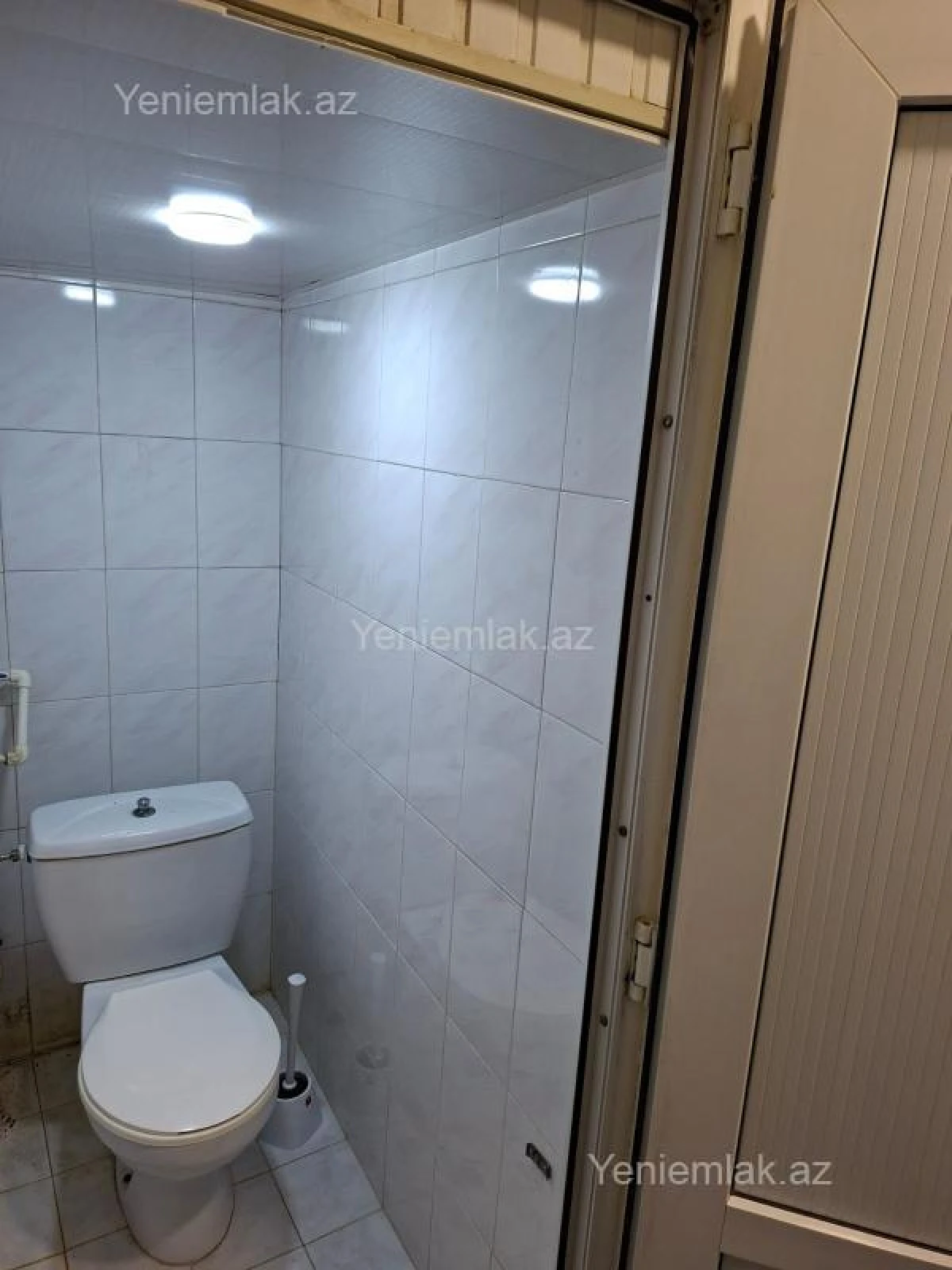 Satılır 2 otaqlı köhnə tikili 65 m²