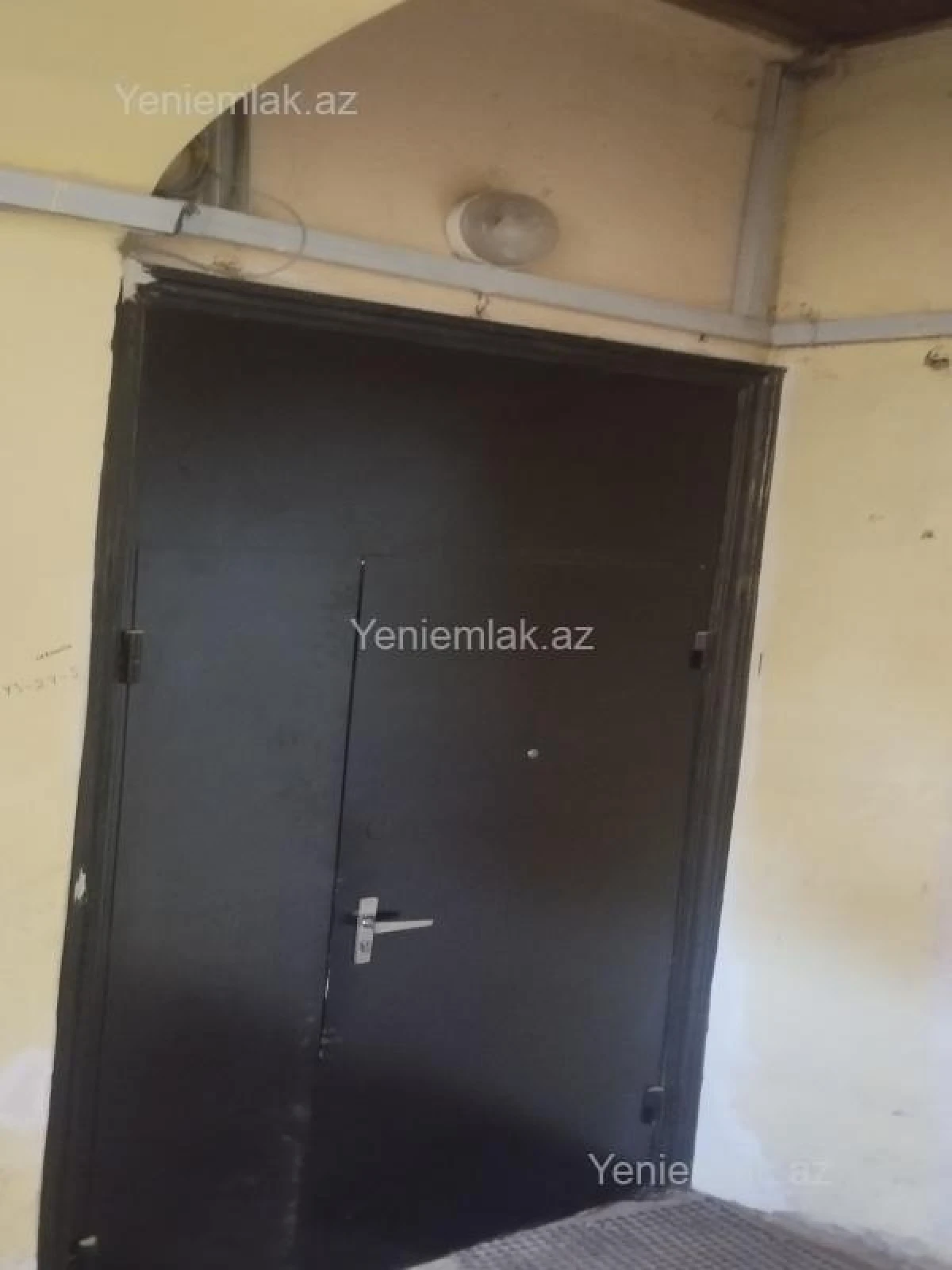 Satılır 3 otaqlı köhnə tikili 67 m²