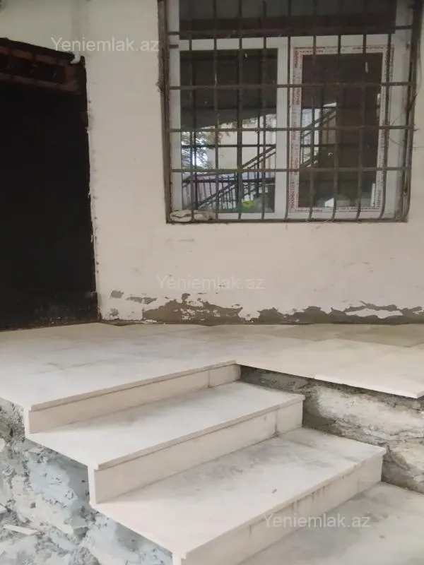 Satılır 3 otaqlı köhnə tikili 67 m²