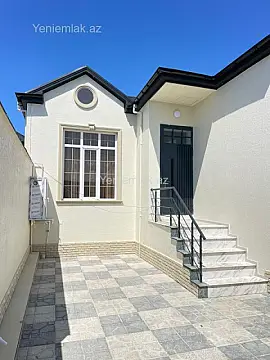Satılır 4 otaqlı həyət evi 100 m²