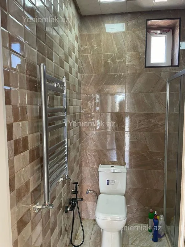 Satılır 4 otaqlı həyət evi 100 m²