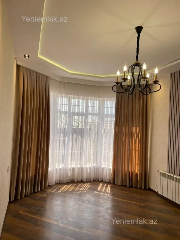 Satılır 4 otaqlı həyət evi 100 m²