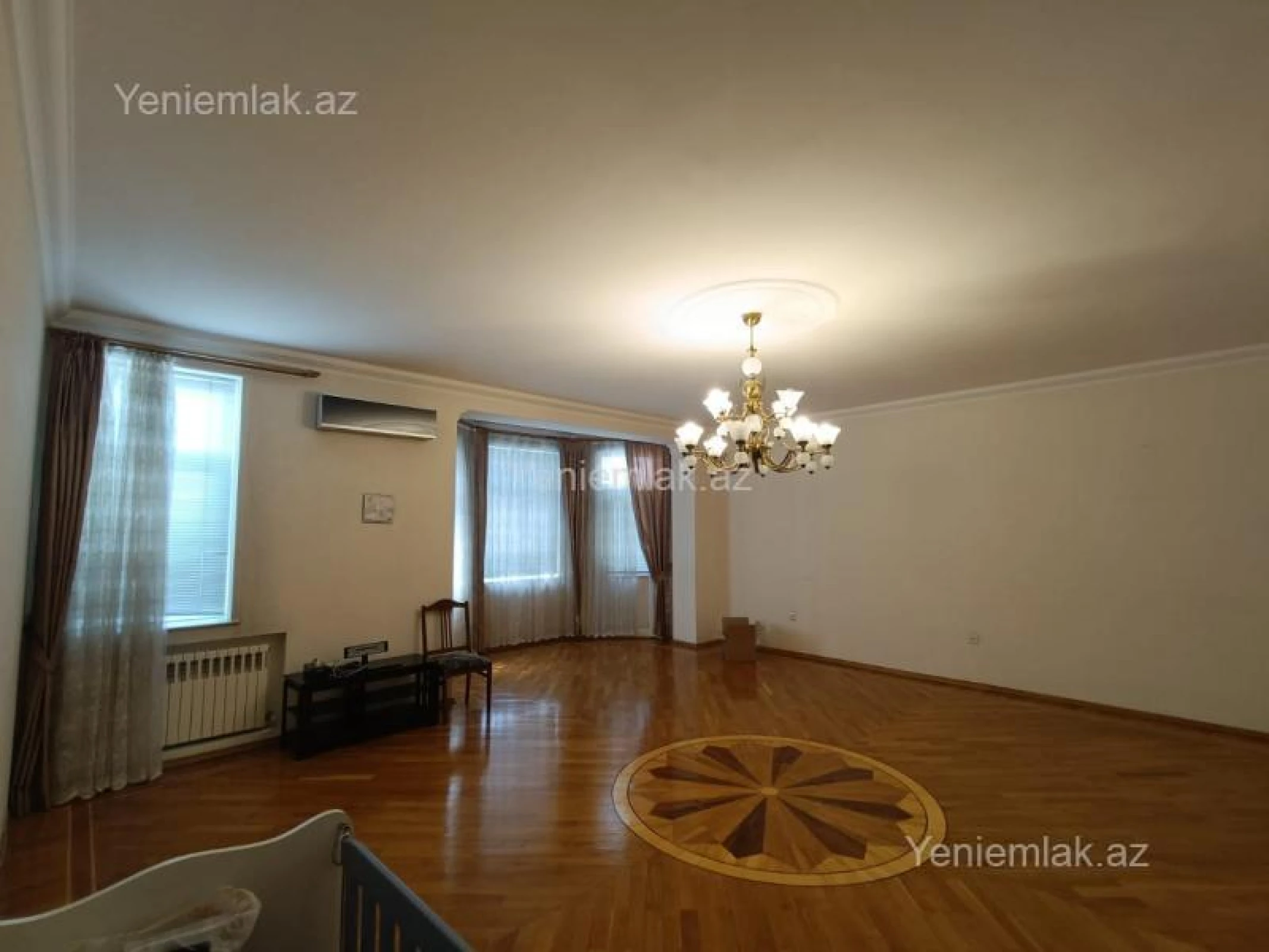 Satılır 4 otaqlı yeni tikili 170 m²