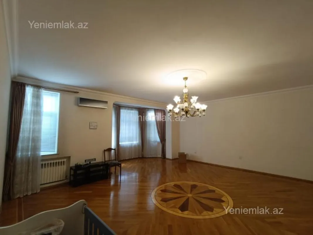 Satılır 4 otaqlı yeni tikili 170 m²