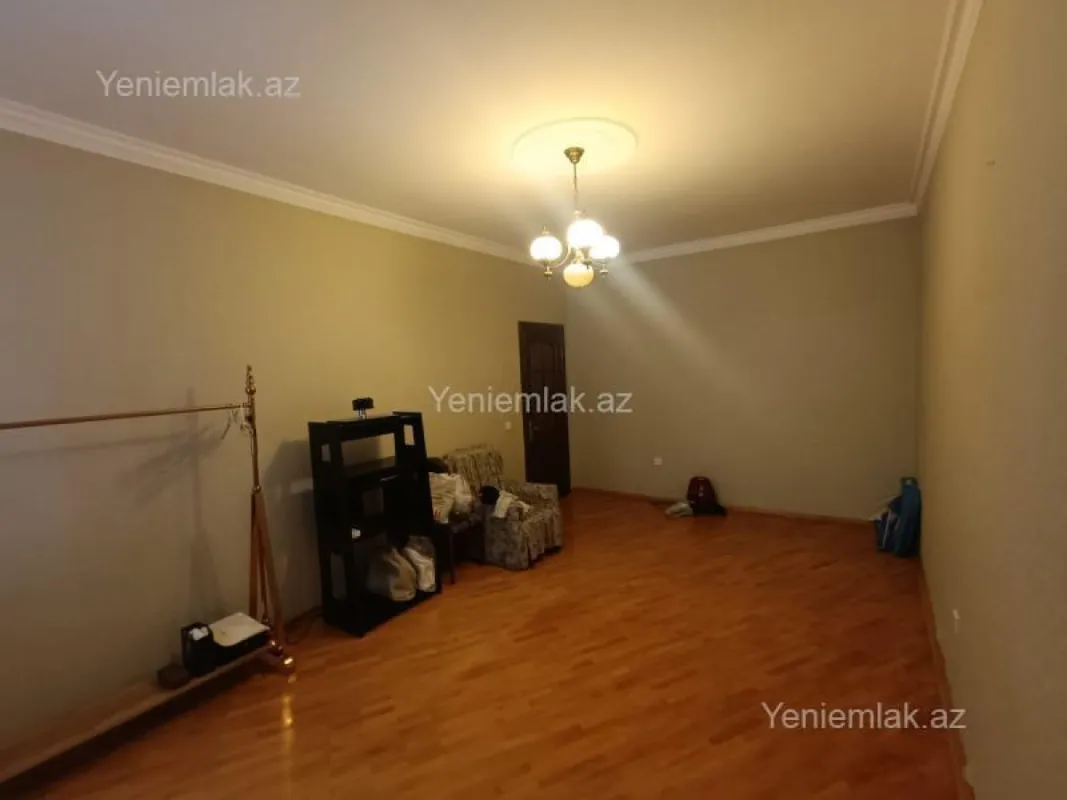 Satılır 4 otaqlı yeni tikili 170 m²