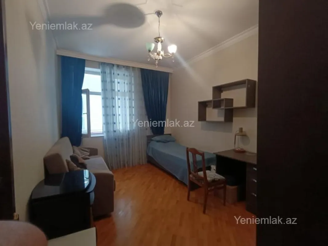 Satılır 4 otaqlı yeni tikili 170 m²