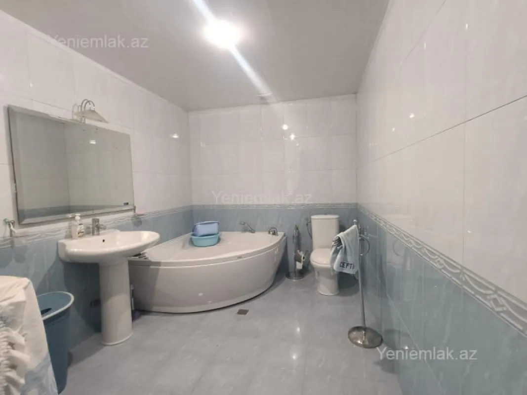 Satılır 4 otaqlı yeni tikili 170 m²