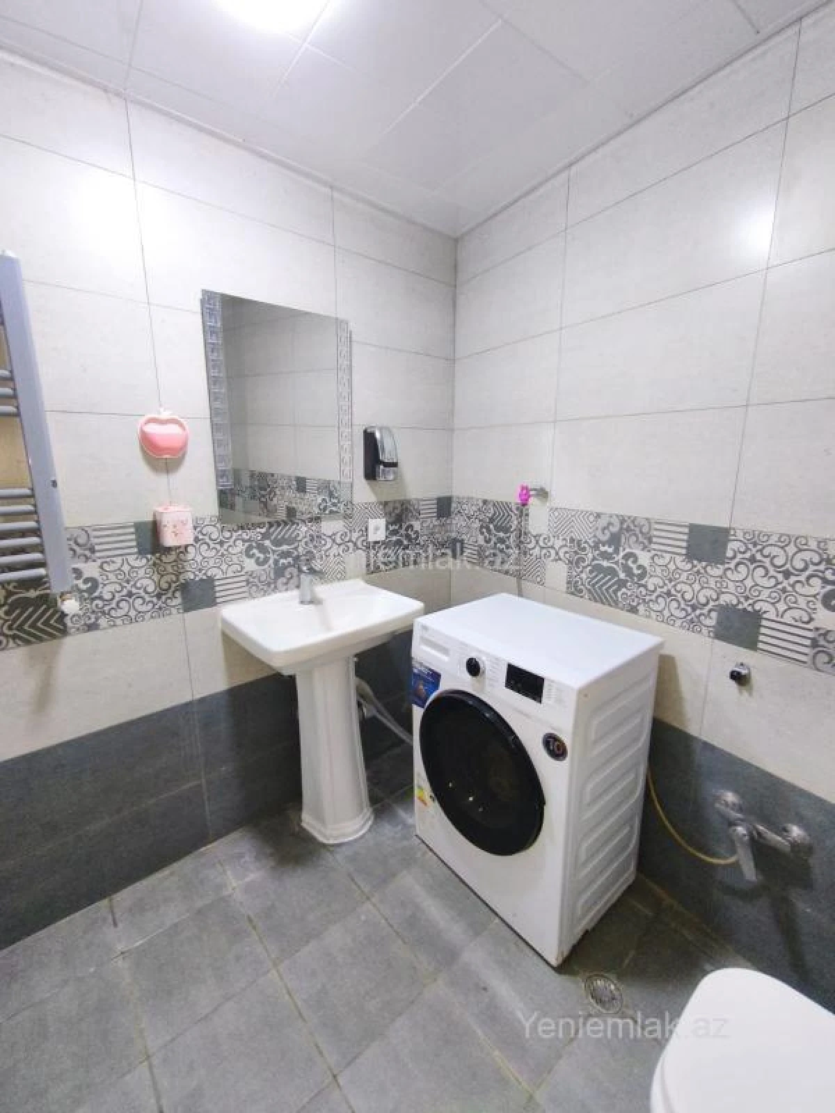 Satılır 2 otaqlı yeni tikili 55 m²