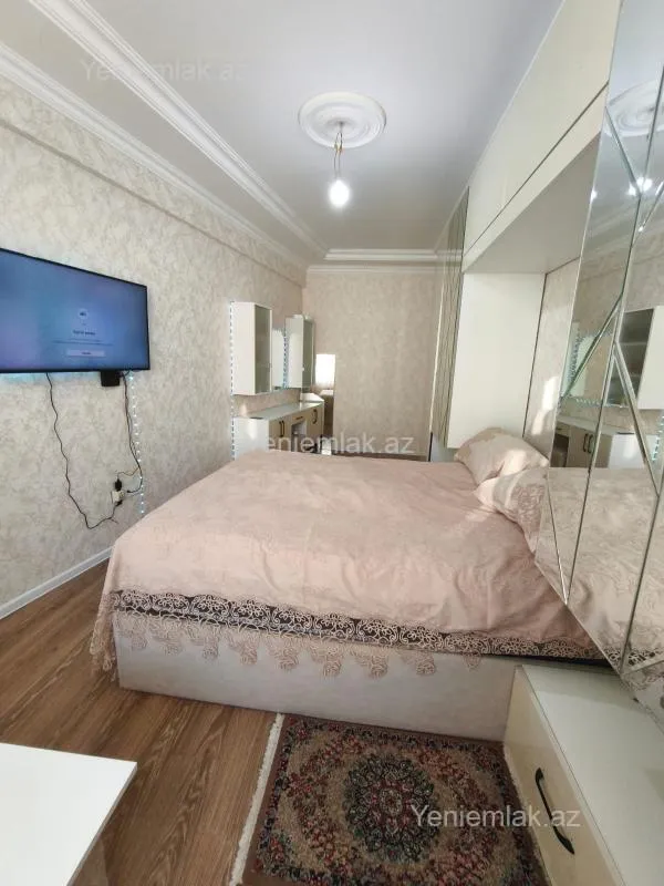 Satılır 2 otaqlı yeni tikili 55 m²