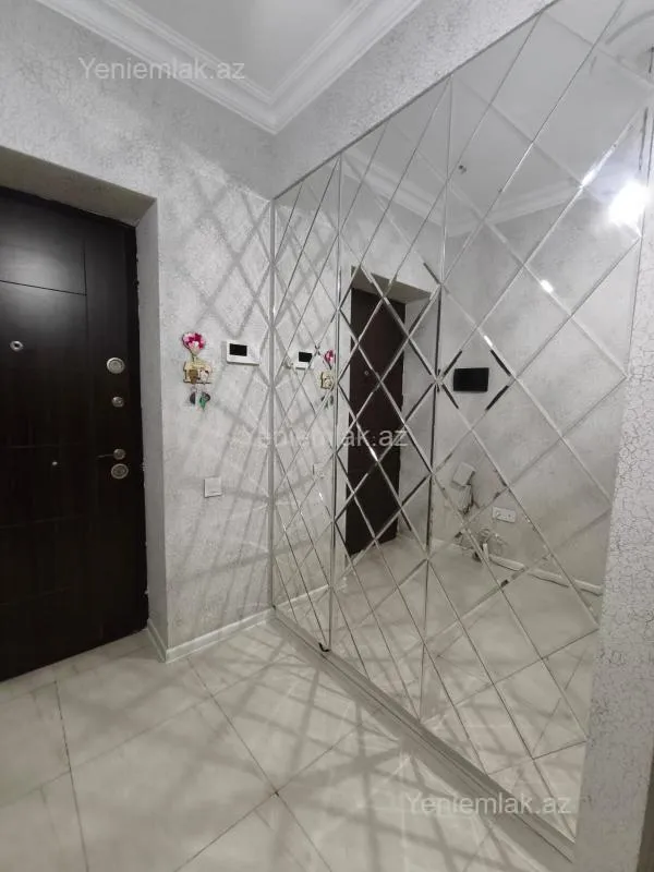 Satılır 2 otaqlı yeni tikili 55 m²