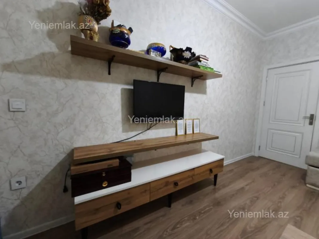 Satılır 2 otaqlı yeni tikili 55 m²