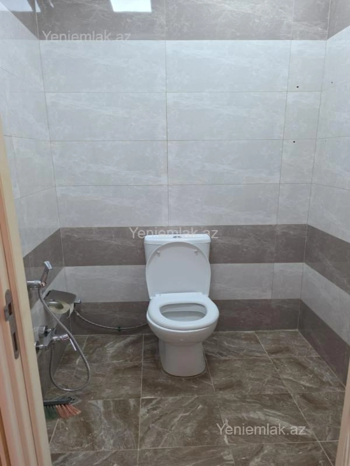 Satılır 3 otaqlı yeni tikili 98 m²