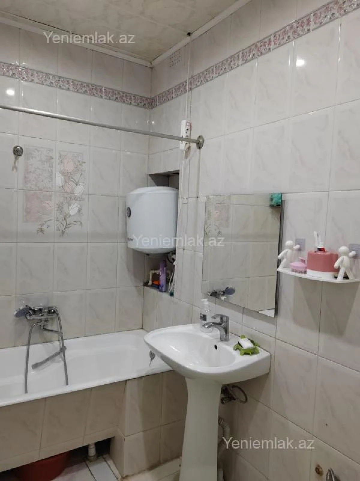 Satılır 3 otaqlı köhnə tikili 85 m²
