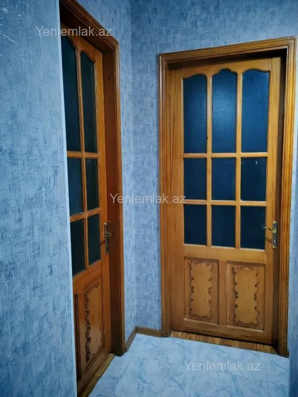 Satılır 3 otaqlı köhnə tikili 85 m²